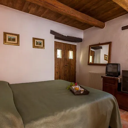 Agriturismo Tre Querce Penna San Giovanni Exterior photo