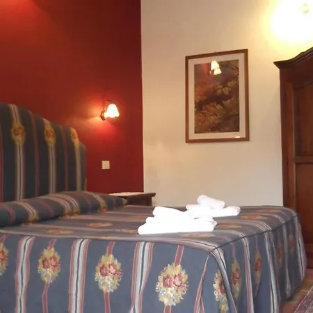Agriturismo Tre Querce Penna San Giovanni Room photo