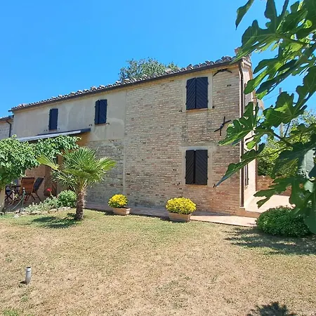 Agriturismo Tre Querce Penna San Giovanni Exterior photo