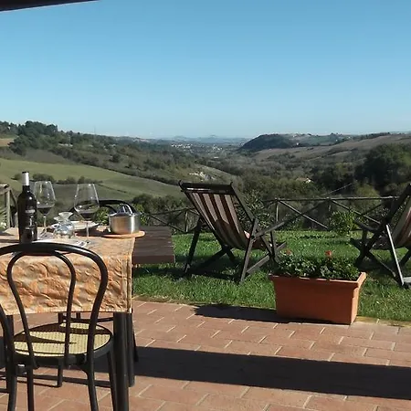 Agriturismo Tre Querce Penna San Giovanni Exterior photo