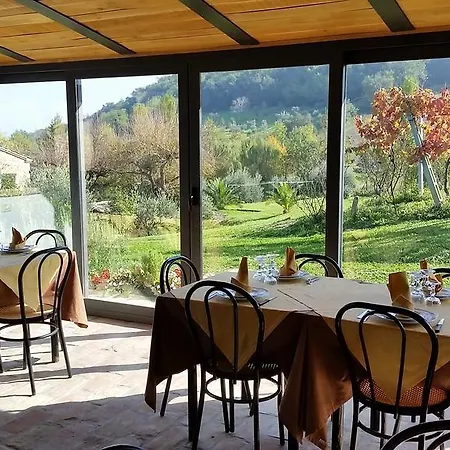 Agriturismo Tre Querce Penna San Giovanni Exterior photo